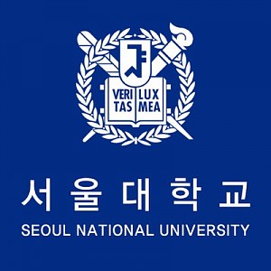 Seoul National University_square.jpg